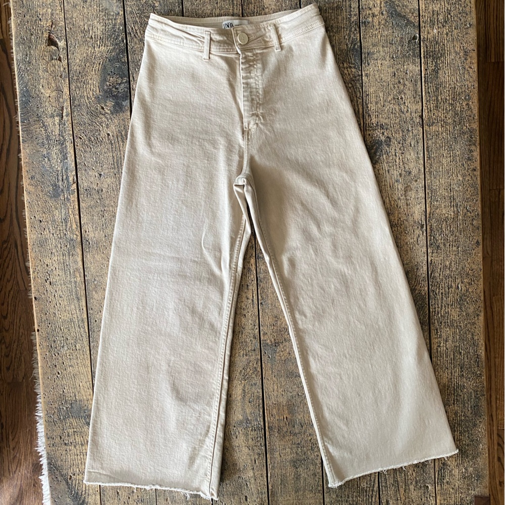 High waisted / Wide leg Zara pant